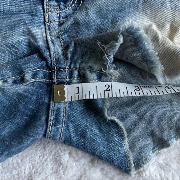 Buckle Black | Fit No. 256 Boyfriend Stretch Short | Size 26 - Picture 13 of 13